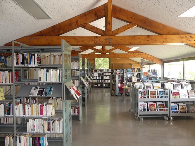 La Maison du Père Castor - archives et réseau intercommunal de médiathèques