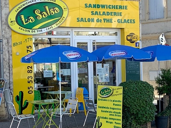 Restaurant-Lasalsa-montpon-terrasse