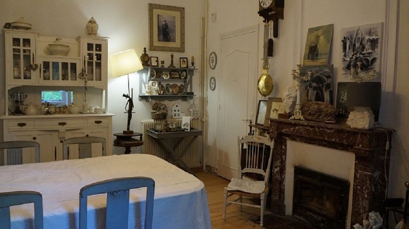 chambre-dhotes-Besselièvre-Montpon-salle-à-manger