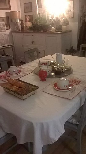 Chambre-d'hotes-besselièvre-Montpon-petit-déj