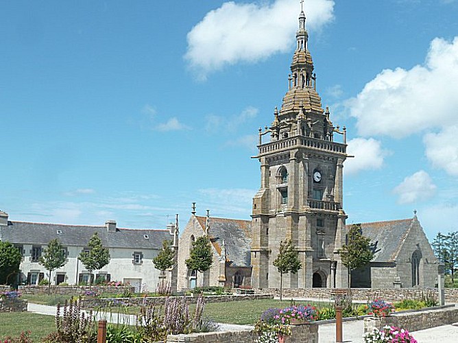 Eglise Saint-Pol Aurélien