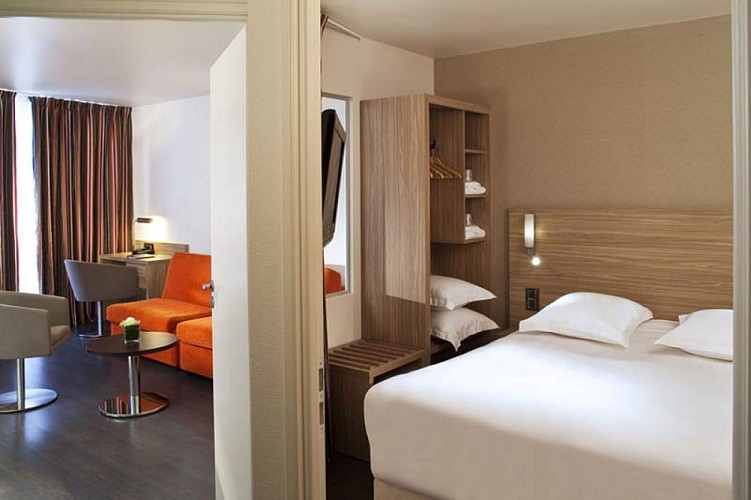 Escale Oceania Pornichet***