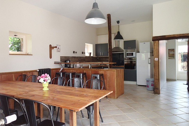 Cuisine séjour Gîte Haras Ettevaux