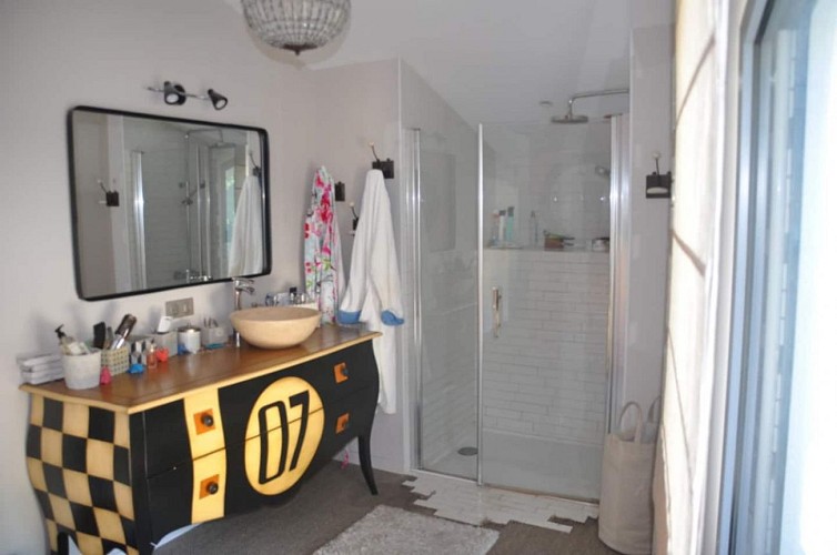 MEUBLÉ "L'ATELIER DOUBLE S"