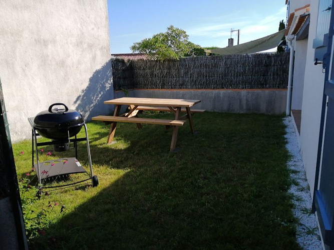 MME STAELENS - MAISON MITOYENNE 5 PERSONNES