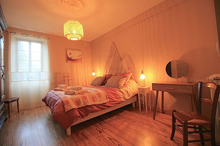 L-air d-Aspe - chambre 2 - LESCUN (©BORDENAVE BETTY)