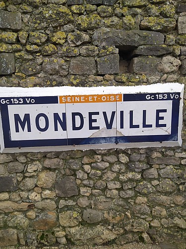 Mondeville