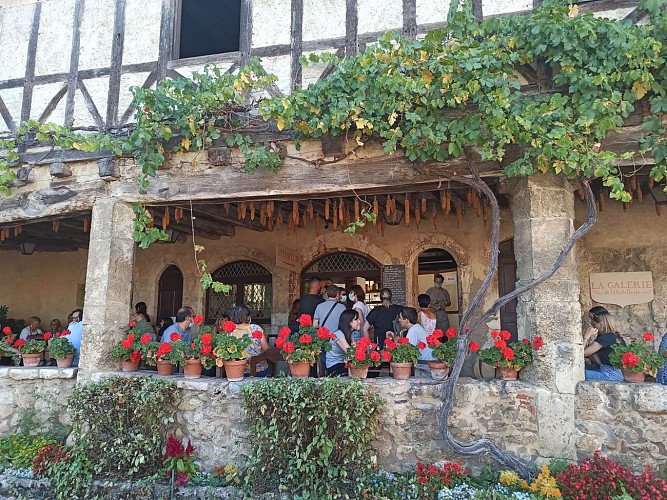 Salon de thé "La Galerie de l'Hostellerie"