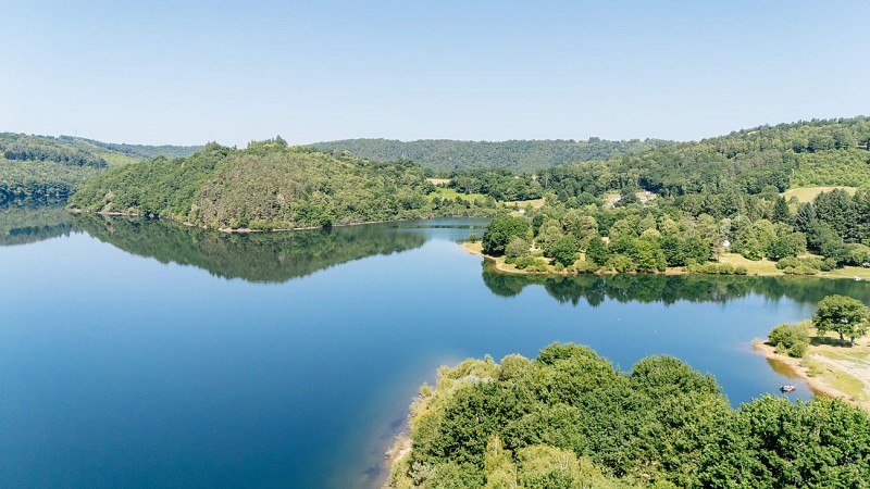 Le lac d'Enchanet