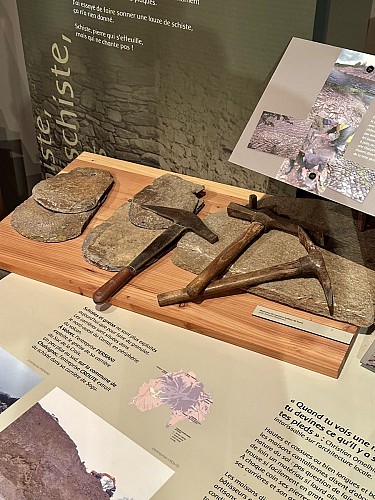 Besucherzentrum in Dienne - Grand Site de France Puy Mary – Volcan du Cantal