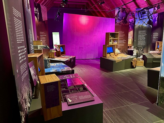 Besucherzentrum in Dienne - Grand Site de France Puy Mary – Volcan du Cantal