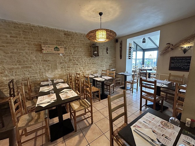 La_Paillote_Salle_vue_d'ensemble_Luc_sur_Mer