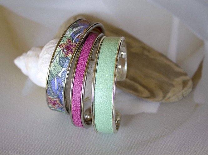 Bracelets-cuir-cattleya-hortensia-pistache-800x600px