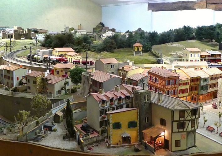 Rail Miniature Castrais