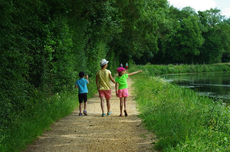 Canal de Nantes à Brest et son halage