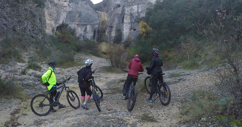 Loisir, détente, sport, aventure, sorties familiales  Nous connaissons l'Ardèche intimement.