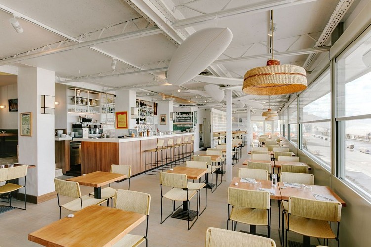 salle de restaurant le surfing