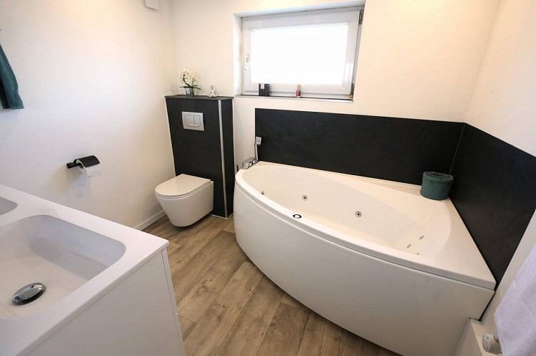 Raeren bb guesthouse c mariasguesthouse 2