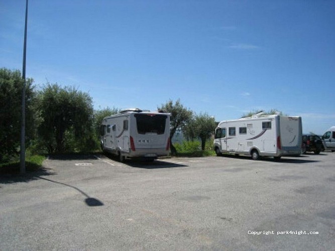 Municipal service area Camping Car- Fayence