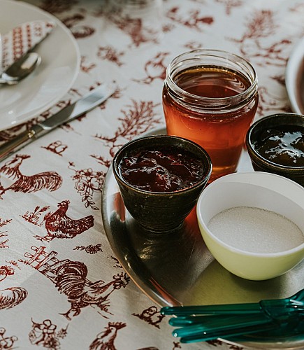 Petit-déjeuner Au Fil des Champs à Walcourt