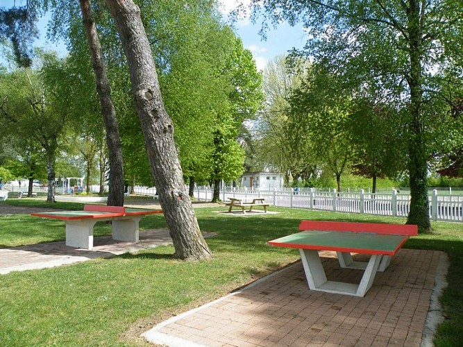 AIRE DE CAMPING-CARS_6