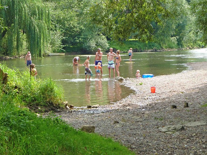 CAMPING VERTE RIVE A CROMARY_9