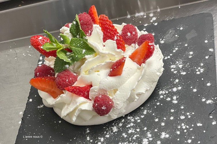 L'antre nous (2) 2023 canva