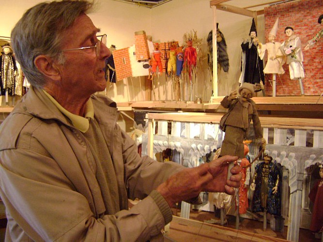 CHATEAU DE SAINT- LOUP-NANTOUARD_4