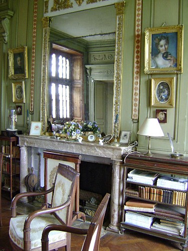 CHATEAU DE SAINT- LOUP-NANTOUARD_6