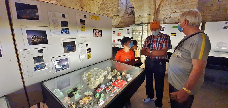 Musée des minéraux suivez le guide 13 08 2020 OT4R 72dpi DD1