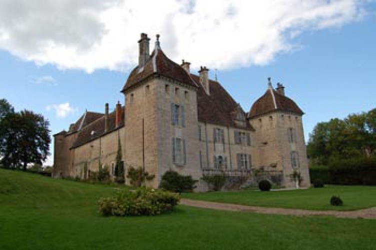 CHATEAU DE FILAIN_2