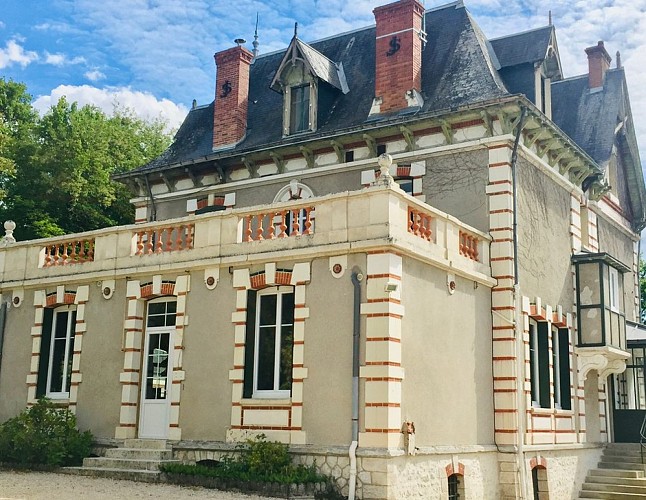 sologne-tourisme-romorantin-hébercollectif-maisondumoulin-extérieur