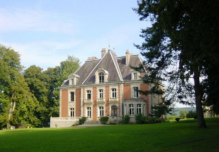 CHATEAU DE LA PRESLE_1