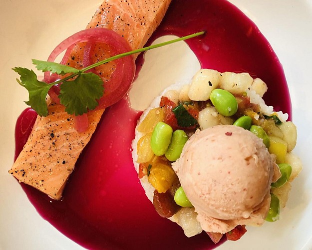 375140333_787294466735306_4634917551121620736_n