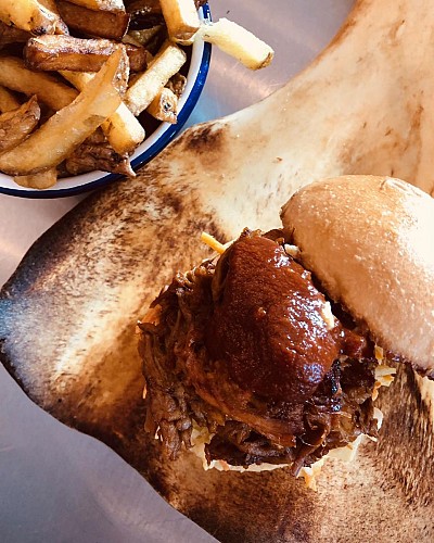 384100262_805542321577187_4113056149290756015_n