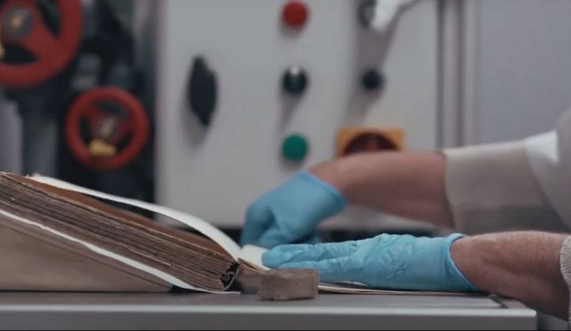 Archives et patrimoine - Pau - restauration de livre