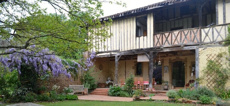 Jouandassou Chambre d'Hôtes de charme / Table d'Hôte