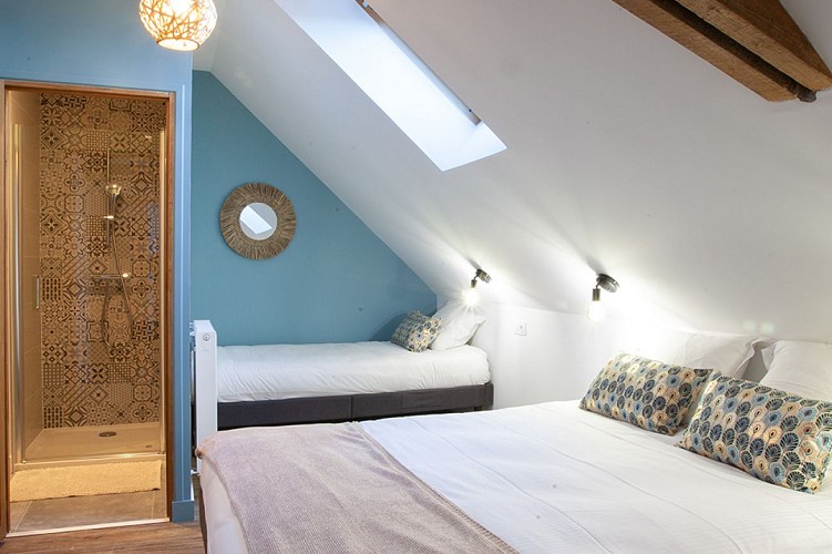 CONFIDENCES-ESCALE À BRISSAC