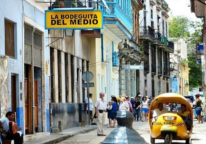 Visite guidée privée de la Havane coloniale en voiture vintage - En français