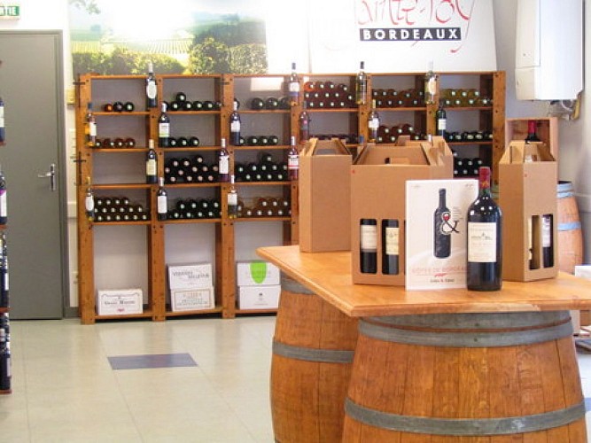 Salle de réception Maison des Vins Ste Foy Côtes de Bordeaux