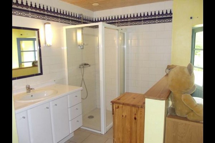 Meublé Côté piscine