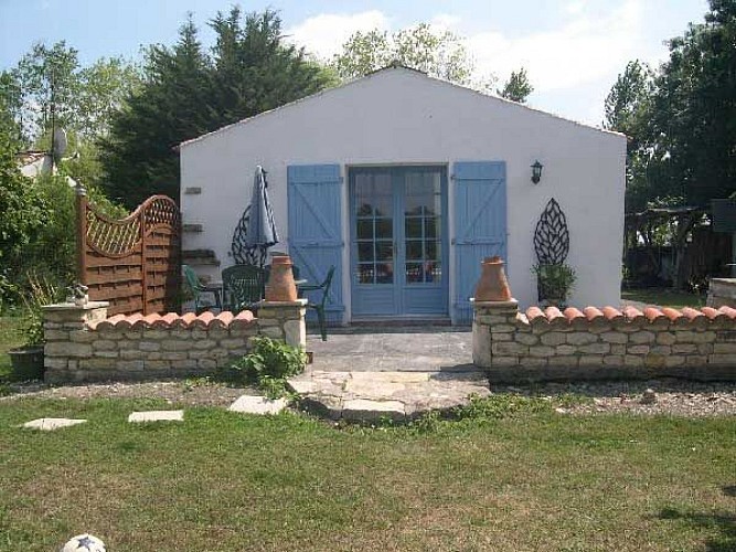 Meublé Côté piscine