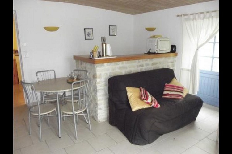 Meublé Côté piscine