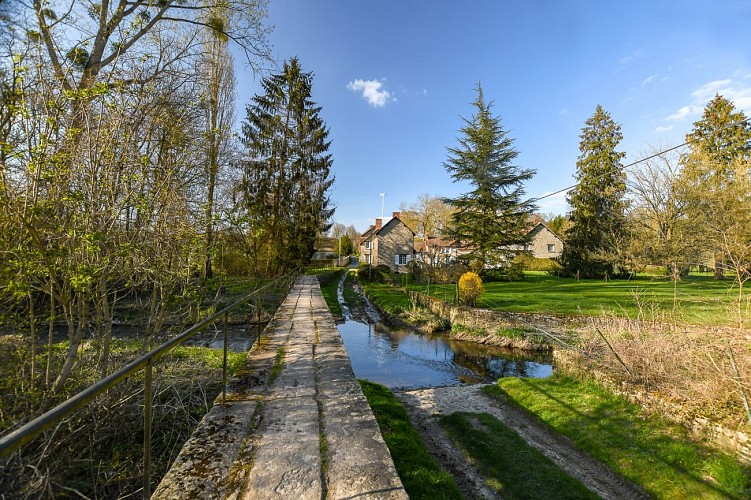 Gué et Pont du Moulin de la Roue