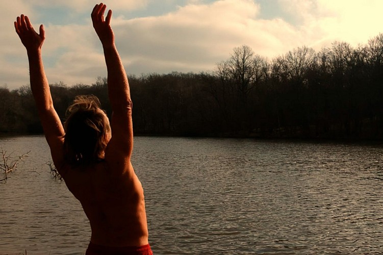 yoga-du-froid-hormese-sauna-nature-bourgogne-crapaud-sonneur-2