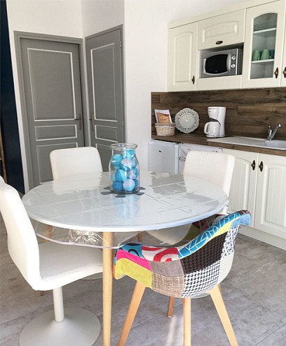 Mme Billet - Studio 2 personnes Ile OAT