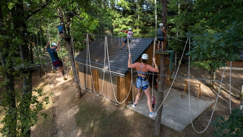 Parcours acrobatique en hauteur