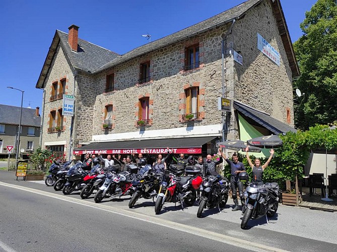 Le Puy Blanc Restaurant