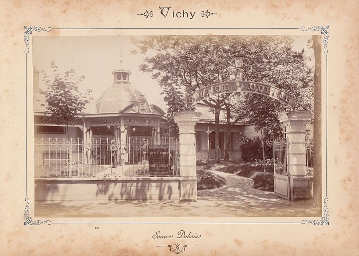 Médiathèque Valery-Larbaud, 106-110 rue Maréchal Lyautey