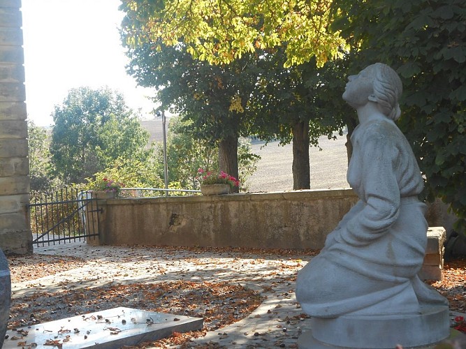 Église Saint-Hyppolite et ossuaire